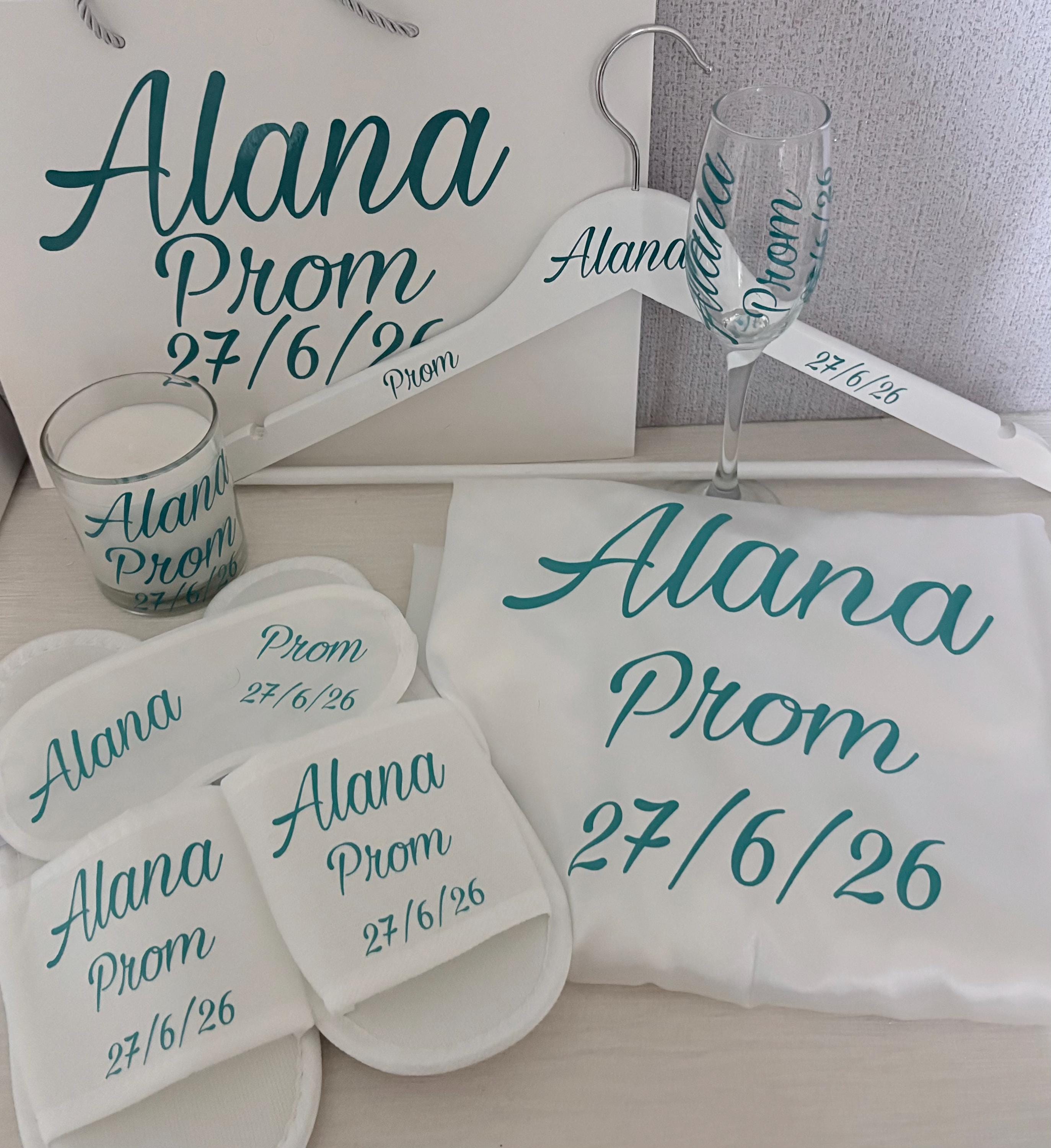 Bridal Party gifts sets and bundles. Bridesmaid gift sets. Hangers, Glass, Robe etc