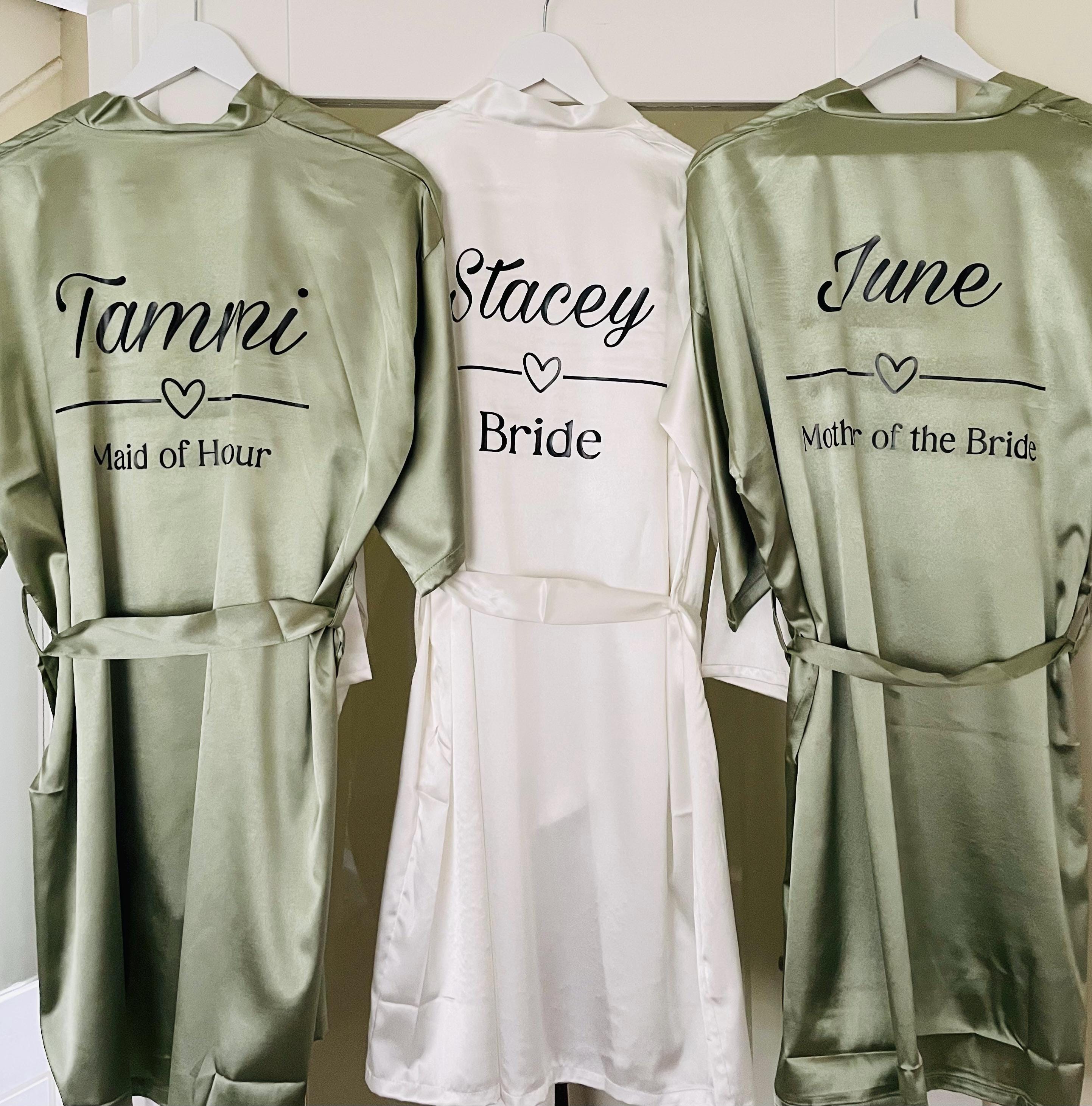 Bridal Party gifts sets and bundles. Bridesmaid gift sets. Hangers, Glass, Robe etc